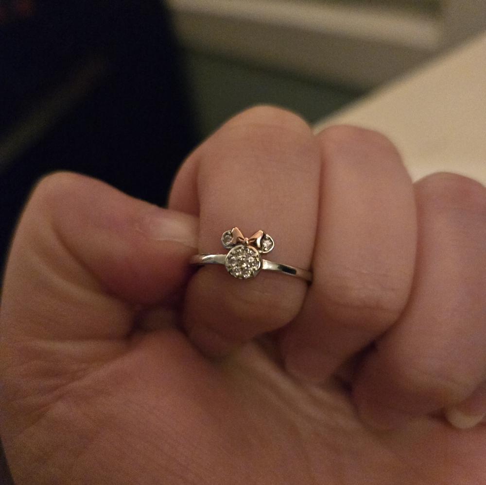 NEW Minnie Mouse Charmed Aroma Ring Size 6